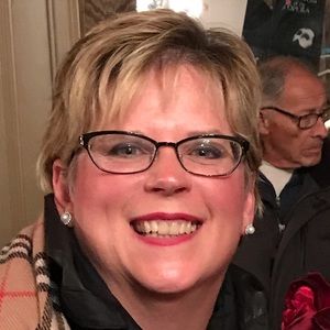 Meet your Posher, Lisa